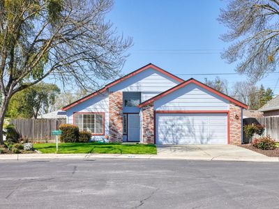 805 Edinburgh Dr, Modesto, CA, 95350