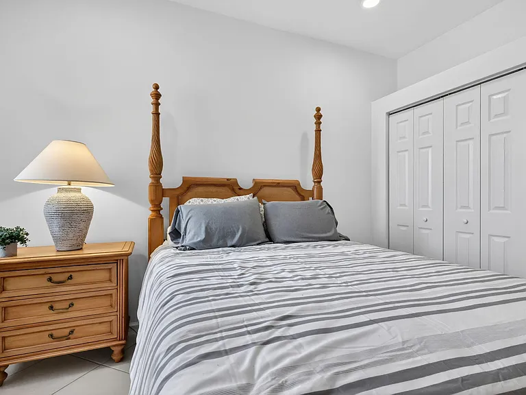 7116 Cataluna Cir — Photo 28
