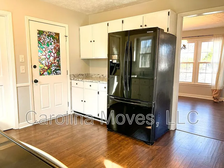 206 Manassas Dr — Photo 6