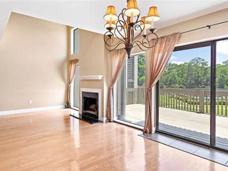 404 Tchefuncte Oaks Dr #404 — Photo 21
