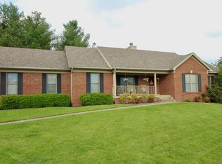 1001 Donovan Ct, Goshen, KY 40026