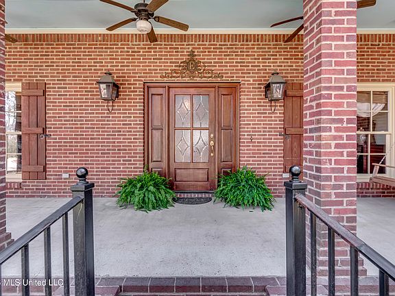 3rd image of 2084 Six Mile Rd