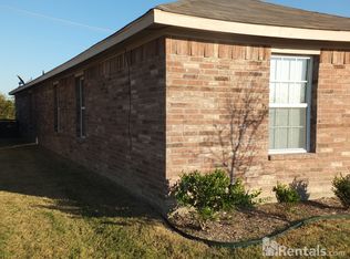 640 Mission Ln, Lancaster, TX 75146