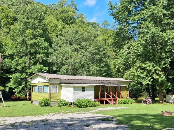 2005 Cleveland Rd, Hacker Valley, WV 26222