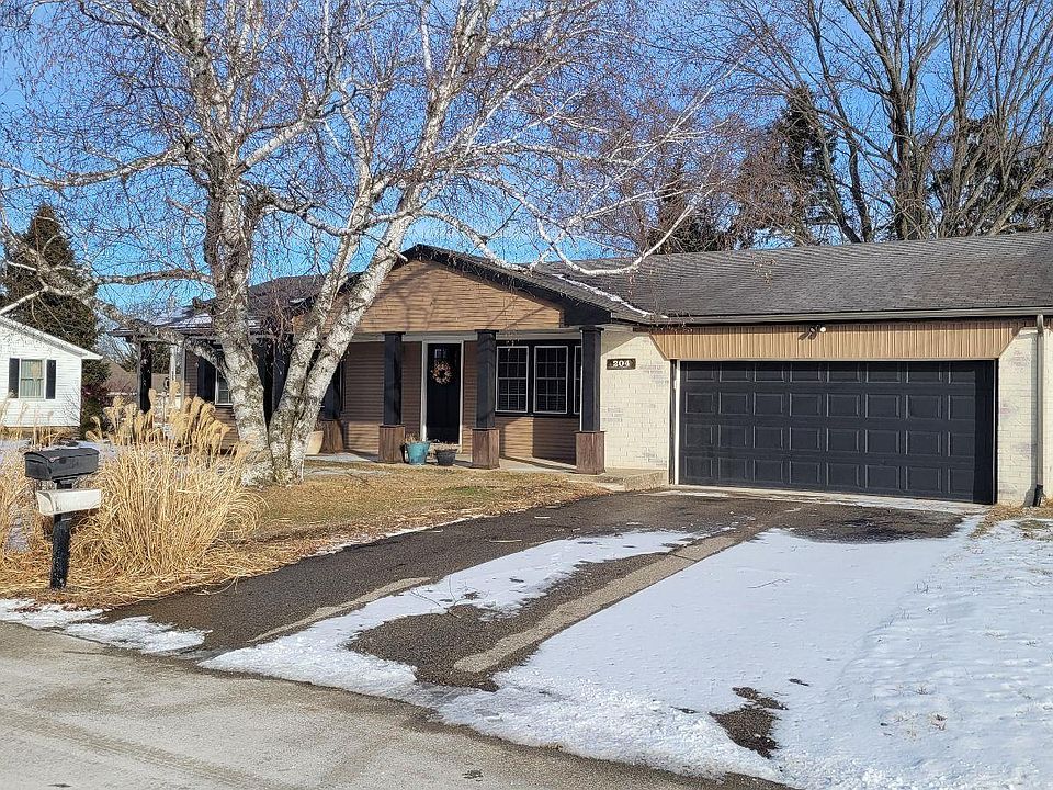 2nd image of 204 N Cheyenne Dr