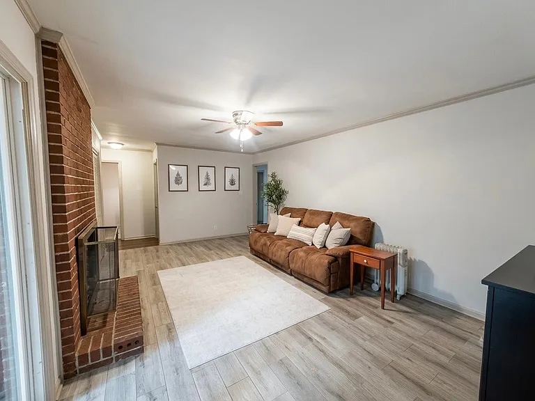 2023 Red Oak Rd #A — Photo 8