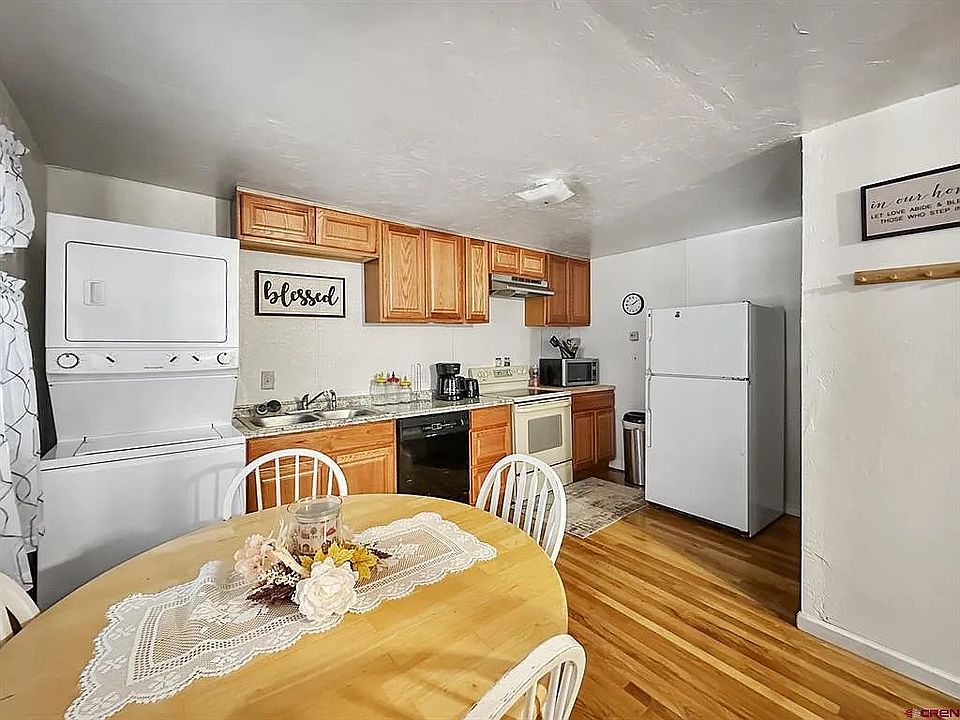 1st image of 201 Box Elder Ave #2