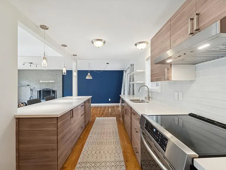 1140 N 146th Pl — Photo 9