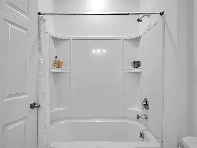 5728 Skytop Dr — Photo 27