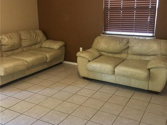 4th image of 1472 Enrique Perez Cir