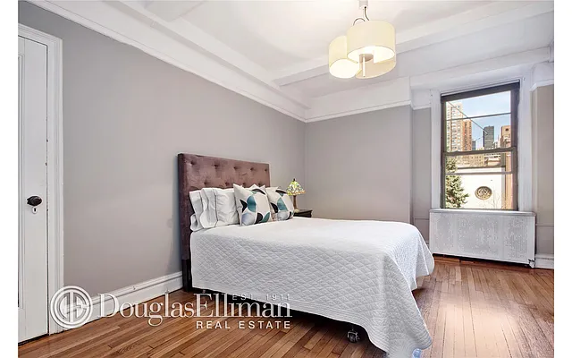 Sold by Douglas Elliman | media 4