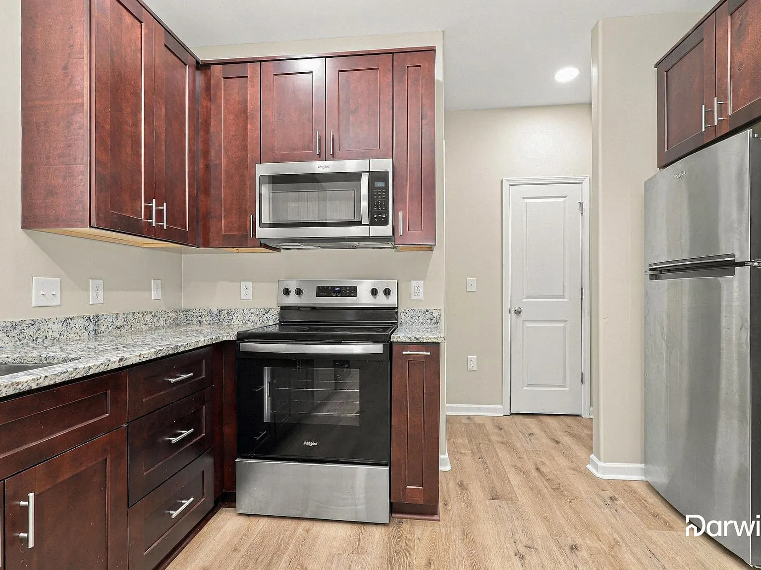 4 bed, 2.5 bath, 1715 sqft, $2,055 — Photo 3