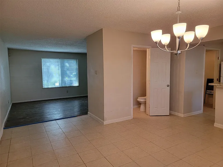 2139 Shiveley Cir — Photo 15