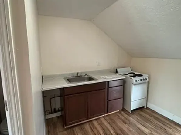 306-308 4th St Fall River, 306-308 4th St #4S, Fall River, MA 02721