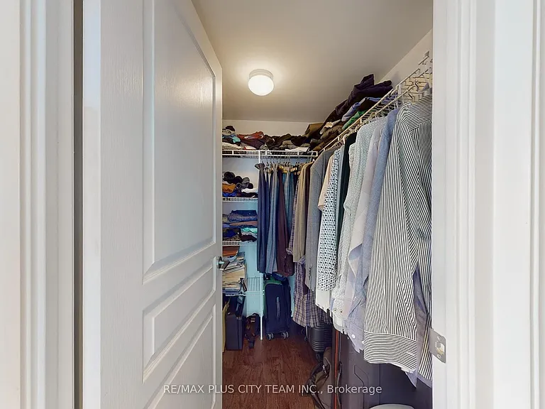 18 Yonge St #2904 — Photo 13