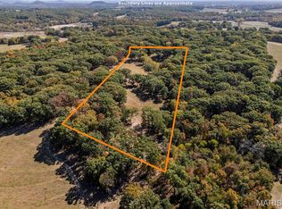 22098 Kinglet Ln, Eolia, MO 63344
