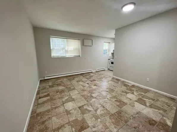 5 Beaver Park Rd APT 1, Framingham, MA 01702