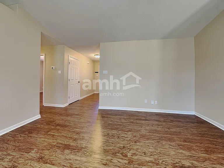2932 Dragonfly Way — Photo 5