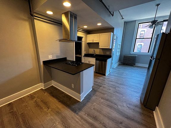 4th image of 145 Main St APT 1