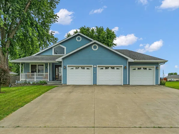 517 E Perry St, Rossville, KS 66533
