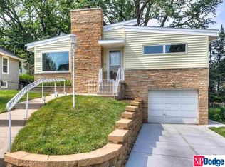 6120 Poppleton Ave, Omaha, NE 68106