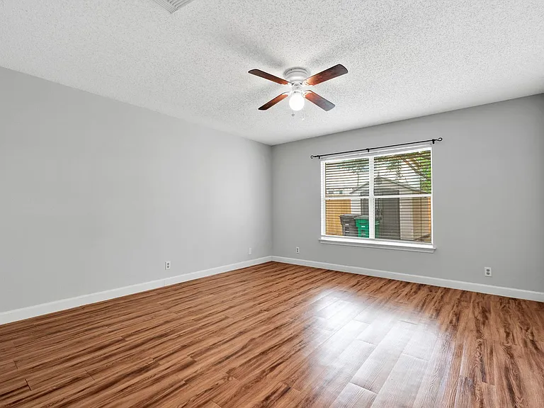 9443 Sycamore Brk — Photo 15
