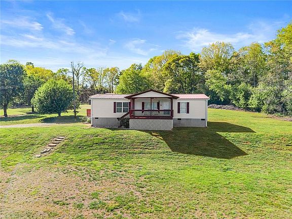 4th image of 1096 Tesnatee Gap Valley Rd