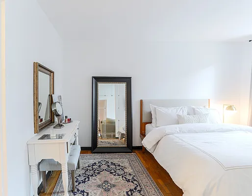 Sold by Ideal Properties Group | media 11