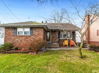 205 Cabot Ave, Edison, NJ 08837