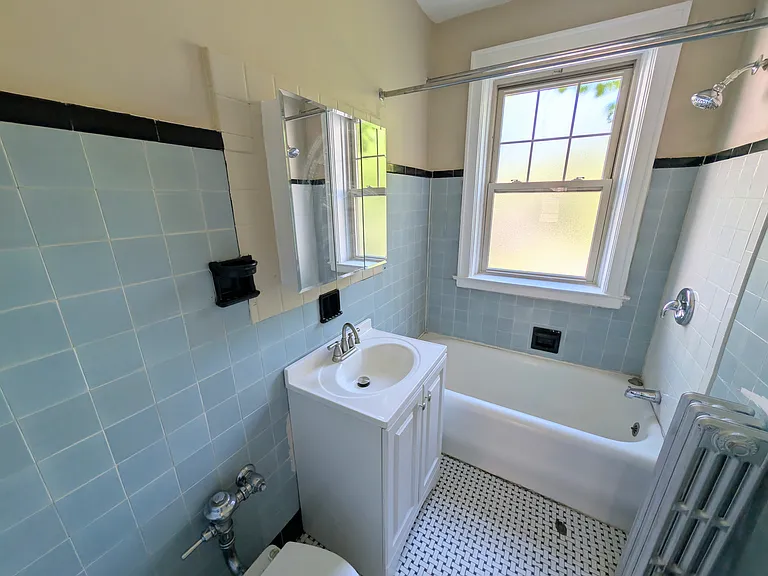 6707 N Greenview Ave #1F — Photo 8