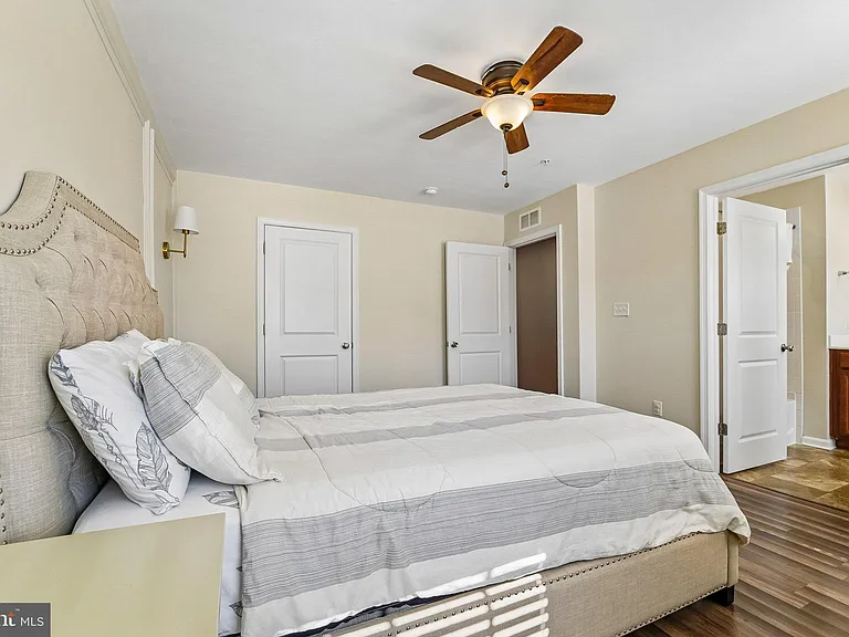 5733 Nicken Ct — Photo 21