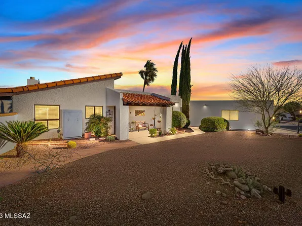 1672 W Calle Hacienda, Green Valley, AZ 85622