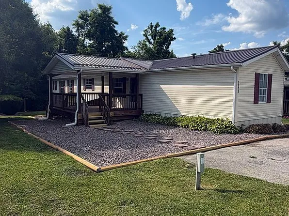 1775 Gallimore St, Christiansburg, VA 24073