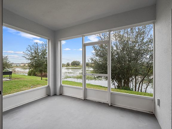 2nd image of 304 Primrose Dr
