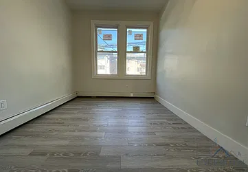 18 Dales Avenue, #2E