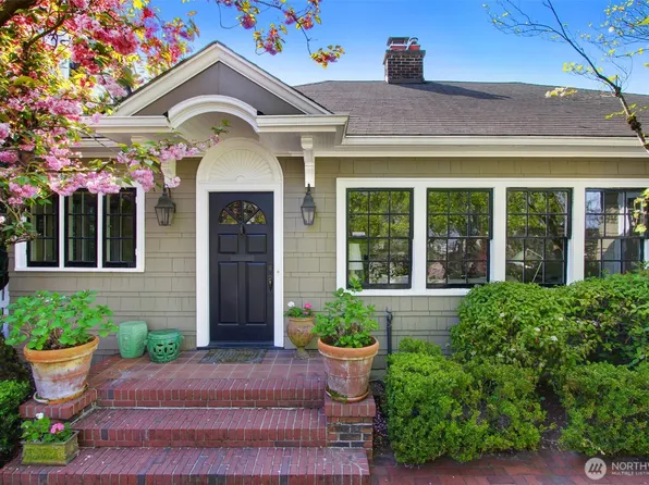 2221 12th Avenue E, Seattle, WA 98102