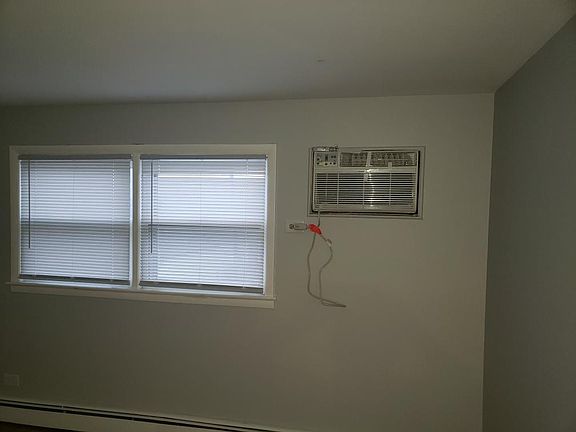 4th image of 1513 State St #2C
