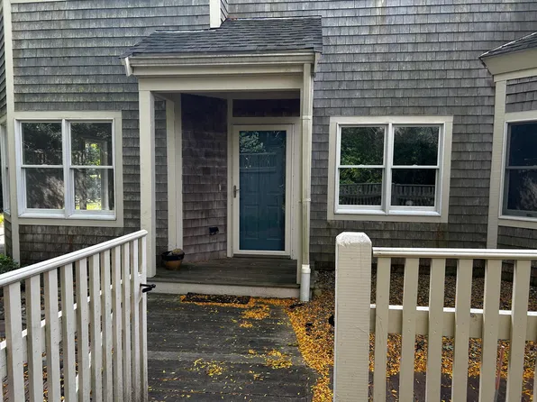 16 Boxwood Circle UNIT 16, Yarmouth Port, MA 02675