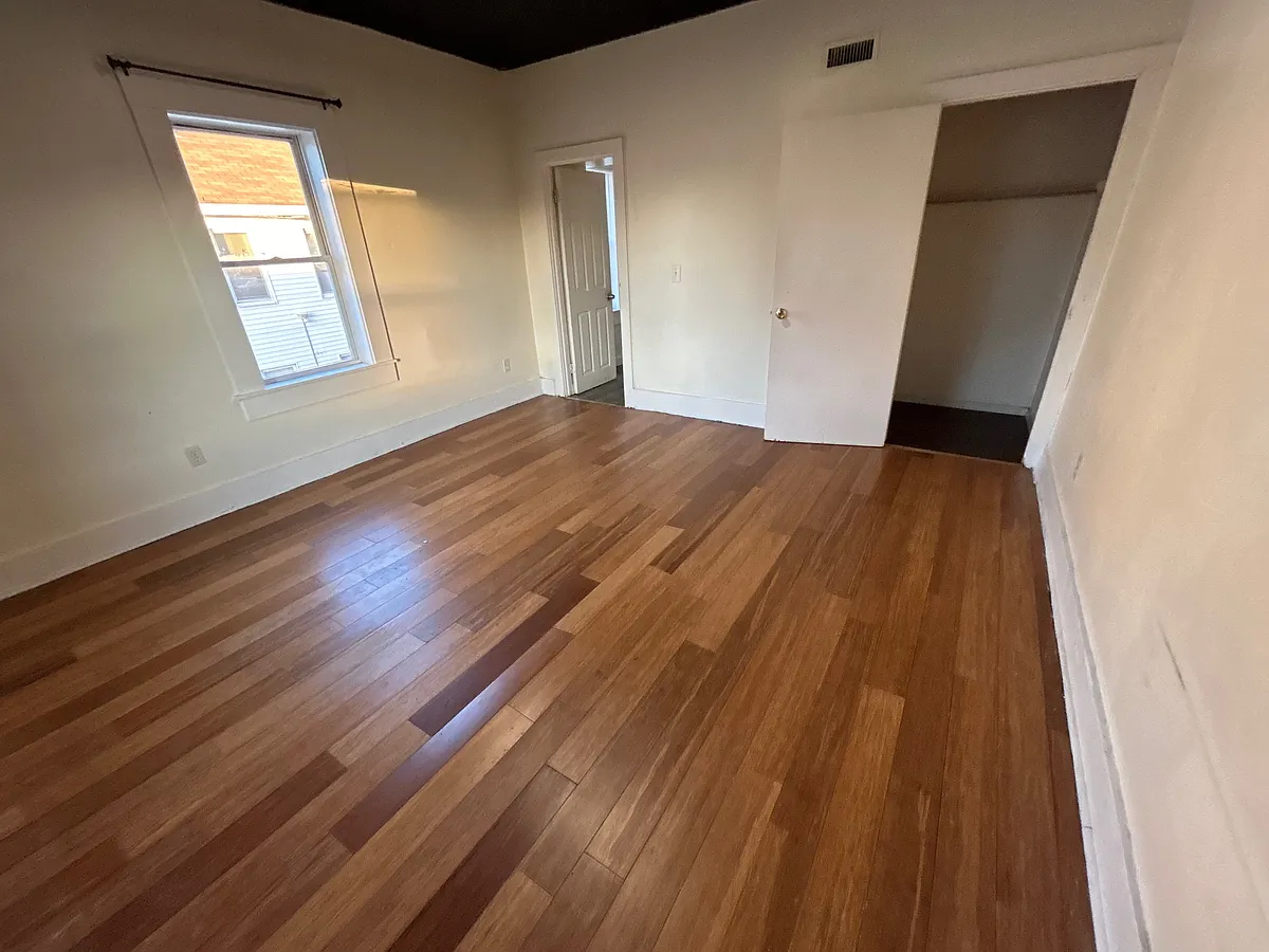 Building Photo - 25 Bellevue St #2
