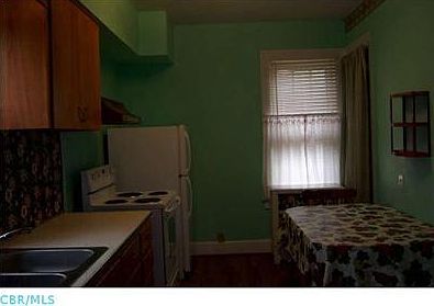 4th image of 710 Medill Ave