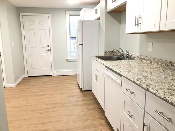 2nd image of 1 Howard Ave APT 3