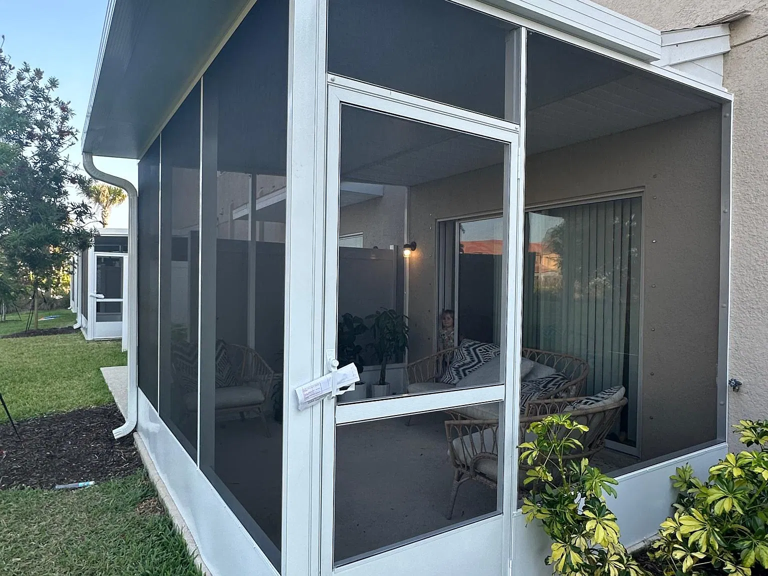 3 bed, 2.5 bath, 1373 sqft, $2,450 — Photo 3