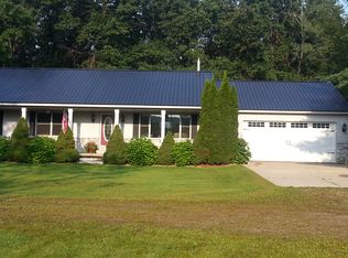 1425 Austin Farms Dr, Ortonville, MI