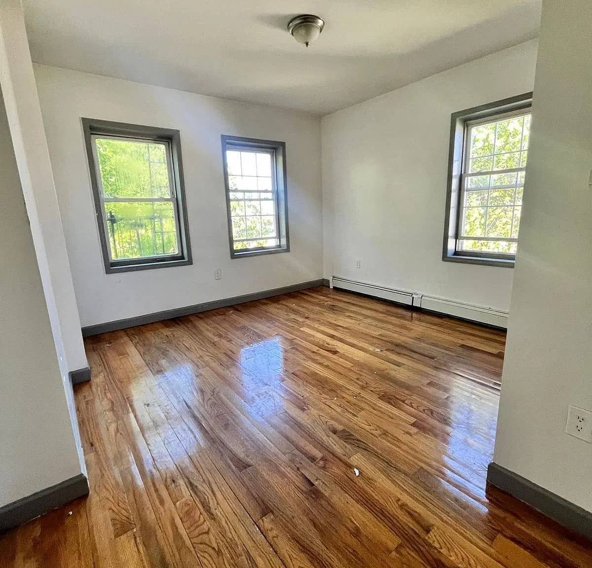 617 Bramhall Ave — Photo 3