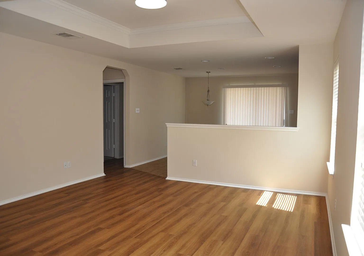 3 Bedroom 2 Bath in Cantarra — Photo 3