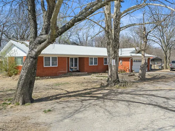 9482 Daves Dr, Davis, OK 73030