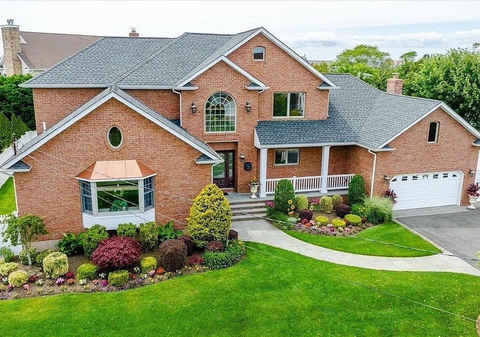 1st image of 391 Cameo Drive
