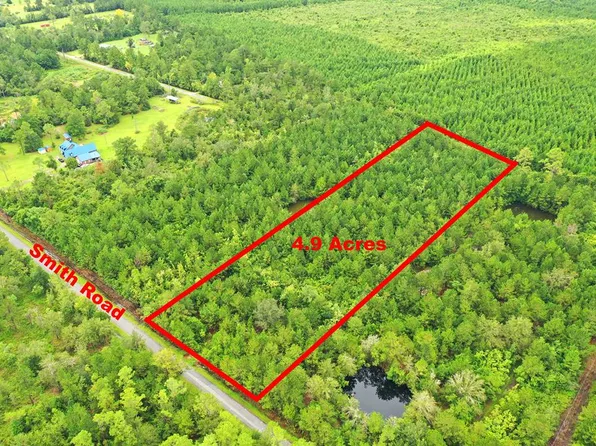 5637 Smith Rd, Wewahitchka, FL 32465