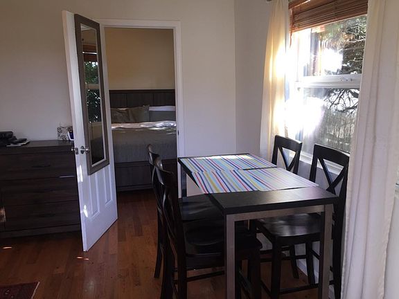 2nd image of 2818 1/2 Avenel St