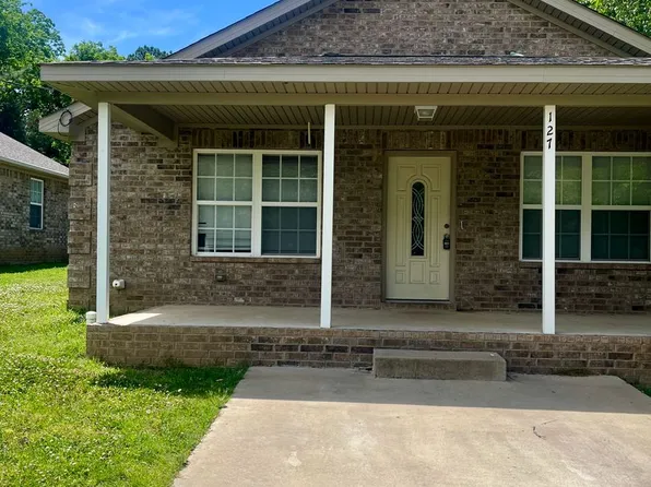 127 Drake St, Jonesboro, AR 72401
